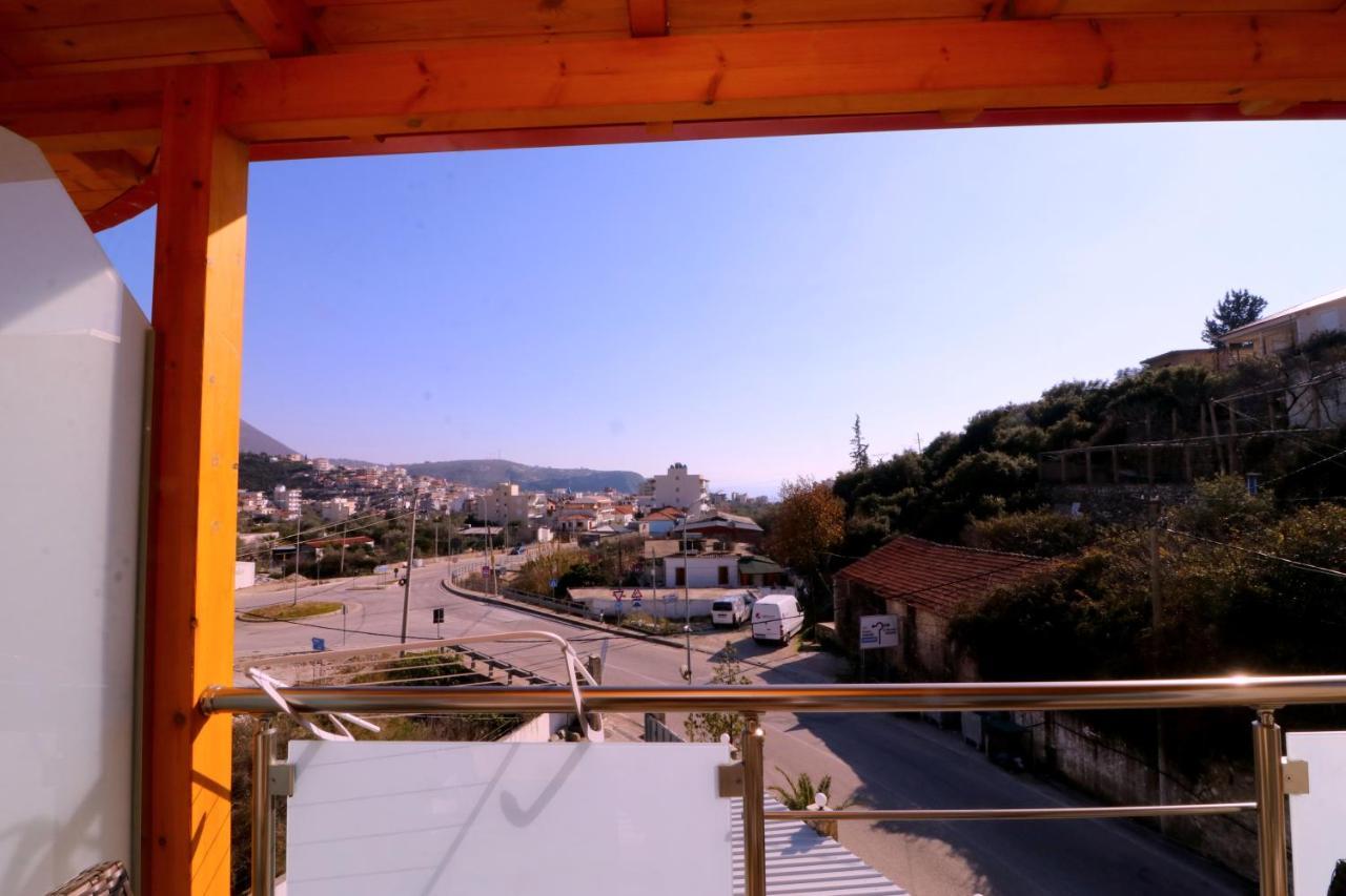 Fegi Rooms Himare Esterno foto