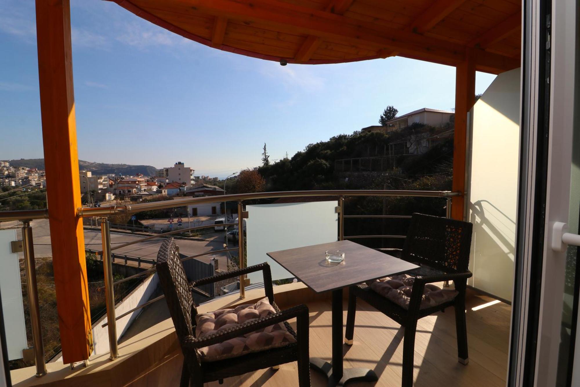 Fegi Rooms Himare Esterno foto